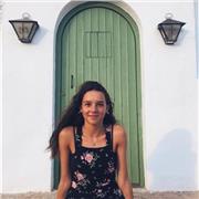 Doy clases particulares de matemáticas hasta primero de bachillerato. Soy una estudiante de segundo de bachillerato con media de 9 en mates en primero